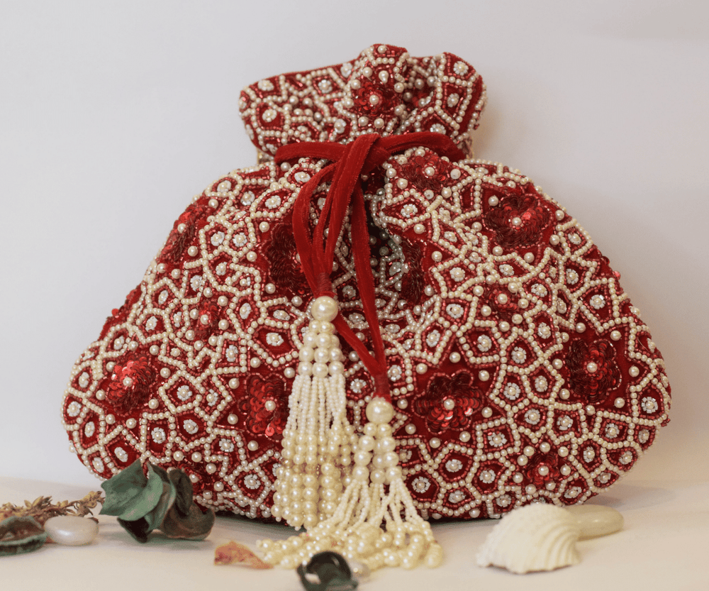 handbags for women,womens tote bags,shoulder bag for womens,women's duffle bags ,women duffle bag,duffle bag,women's ladies purse,branded stylish bag,vanity bag for ladies,purse brand ,ladies hand bags,branded sling bag,chain hand clutches,women pouches,stylish backpack,women's backpack ,ladies hand bags,small women's clutch bags ,shoulder bags for ladies,clutches for party wear,shoulder bags,ladies fashion bags , best brand for wallet,laptop bag ,handbag ,small travel bag for ladies .