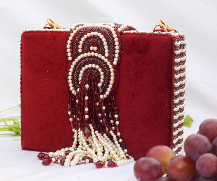 handbags for women,womens tote bags,shoulder bag for womens,women's duffle bags ,women duffle bag,duffle bag,women's ladies purse,branded stylish bag,vanity bag for ladies,purse brand ,ladies hand bags,branded sling bag,chain hand clutches,women pouches,stylish backpack,women's backpack ,ladies hand bags,small women's clutch bags ,shoulder bags for ladies,clutches for party wear,shoulder bags,ladies fashion bags , best brand for wallet,laptop bag ,handbag ,small travel bag for ladies .