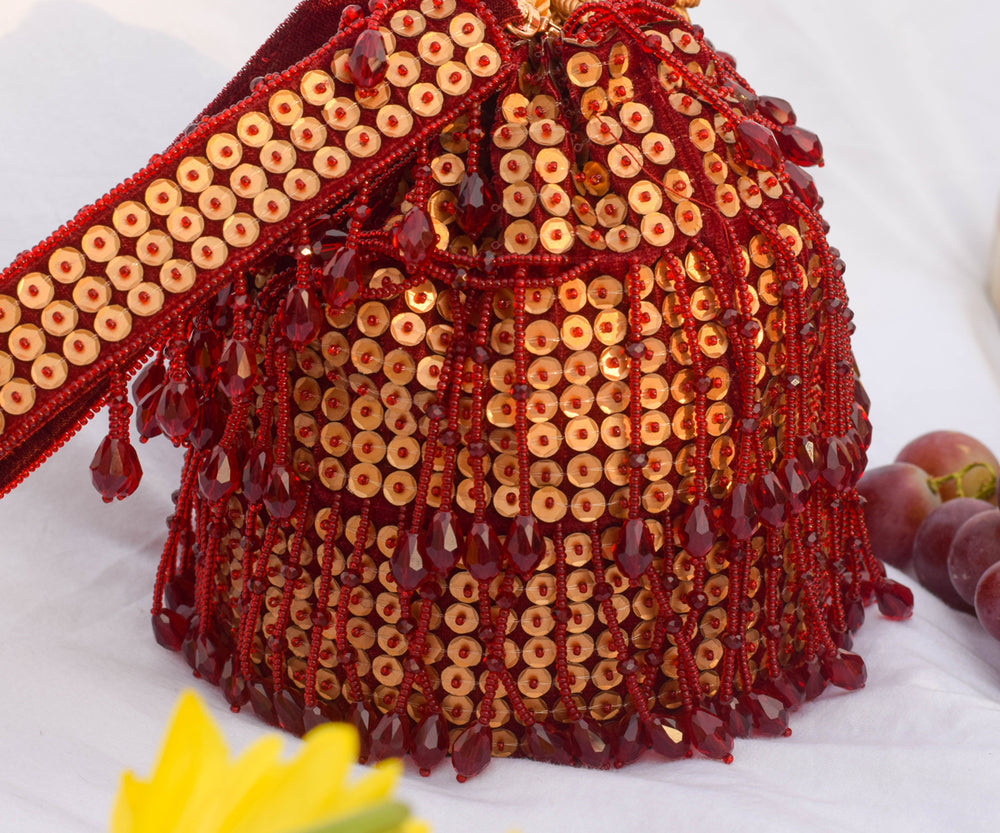 handbags for women,womens tote bags,shoulder bag for womens,women's duffle bags ,women duffle bag,duffle bag,women's ladies purse,branded stylish bag,vanity bag for ladies,purse brand ,ladies hand bags,branded sling bag,chain hand clutches,women pouches,stylish backpack,women's backpack ,ladies hand bags,small women's clutch bags ,shoulder bags for ladies,clutches for party wear,shoulder bags,ladies fashion bags , best brand for wallet,laptop bag ,handbag ,small travel bag for ladies