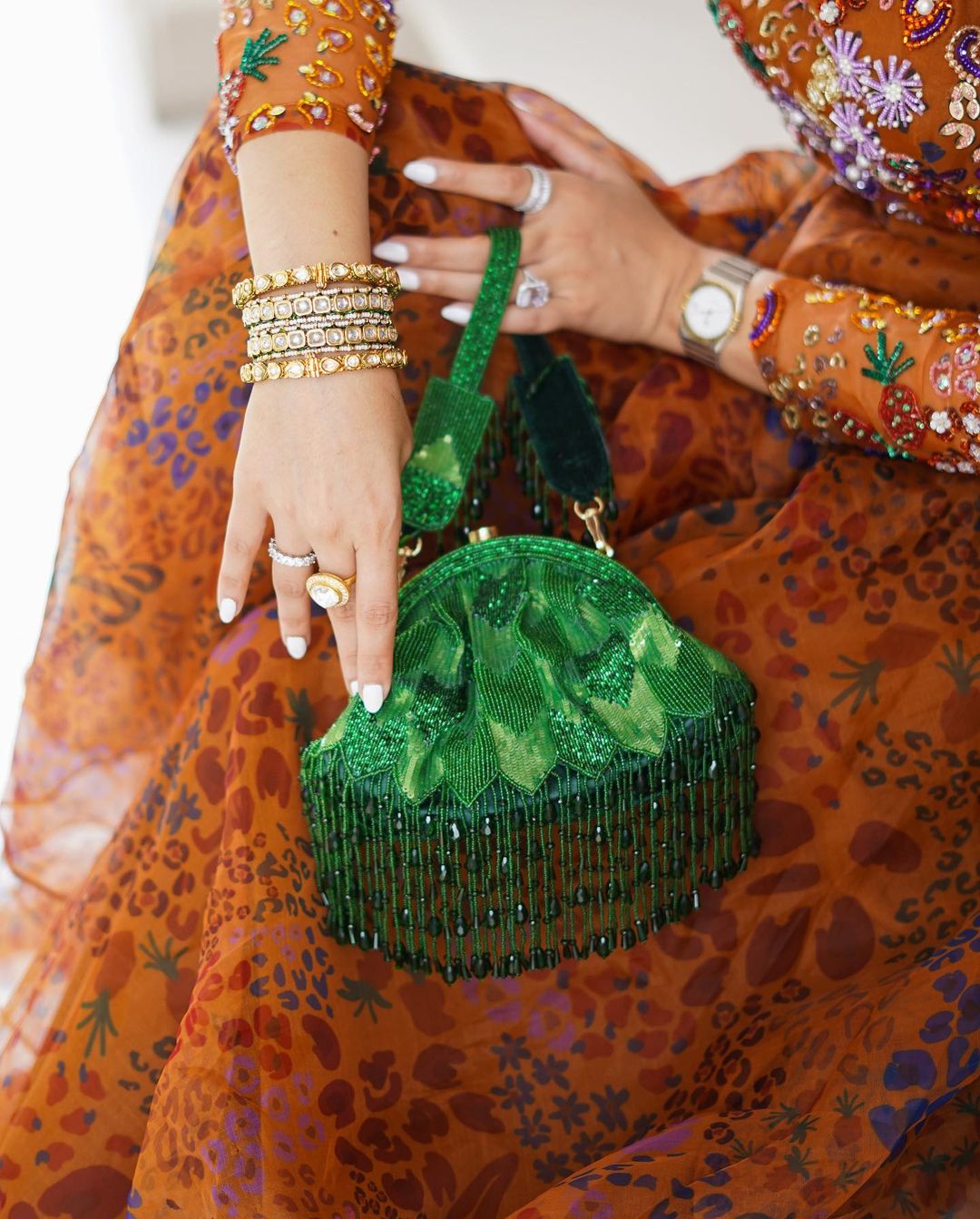 handbags for women,womens tote bags,shoulder bag for womens,women's duffle bags ,women duffle bag,duffle bag,women's ladies purse,branded stylish bag,vanity bag for ladies,purse brand ,ladies hand bags,branded sling bag,chain hand clutches,women pouches,stylish backpack,women's backpack ,ladies hand bags,small women's clutch bags ,shoulder bags for ladies,clutches for party wear,shoulder bags,ladies fashion bags , best brand for wallet,laptop bag ,handbag ,small travel bag for ladies .