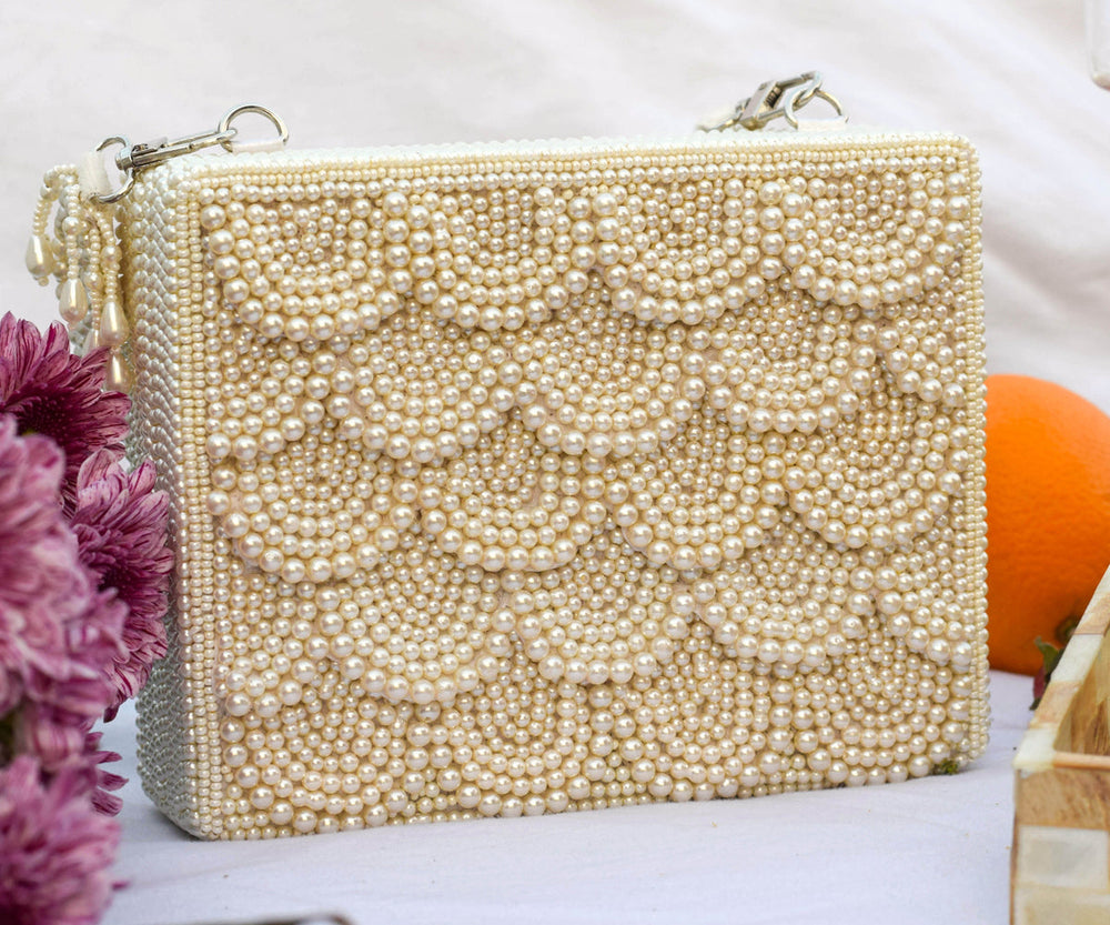 handbags for women,womens tote bags,shoulder bag for womens,women's duffle bags ,women duffle bag,duffle bag,women's ladies purse,branded stylish bag,vanity bag for ladies,purse brand ,ladies hand bags,branded sling bag,chain hand clutches,women pouches,stylish backpack,women's backpack ,ladies hand bags,small women's clutch bags ,shoulder bags for ladies,clutches for party wear,shoulder bags,ladies fashion bags , best brand for wallet,laptop bag ,handbag ,small travel bag for ladies .