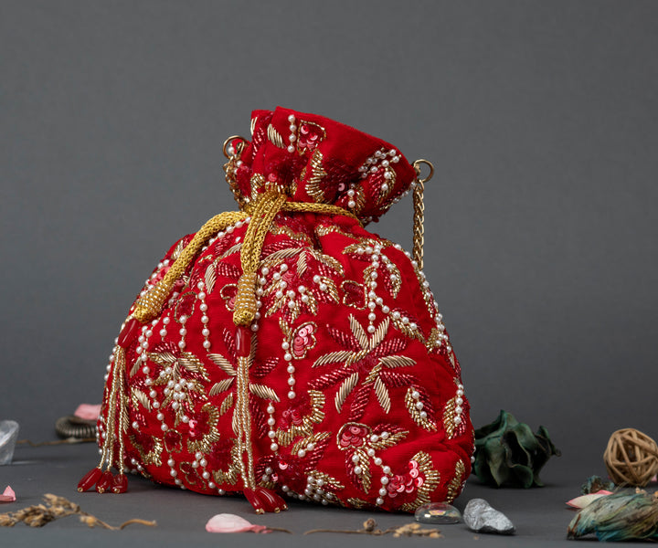 handbags for women,womens tote bags,shoulder bag for womens,women's duffle bags ,women duffle bag,duffle bag,women's ladies purse,branded stylish bag,vanity bag for ladies,purse brand ,ladies hand bags,branded sling bag,chain hand clutches,women pouches,stylish backpack,women's backpack ,ladies hand bags,small women's clutch bags ,shoulder bags for ladies,clutches for party wear,shoulder bags,ladies fashion bags , best brand for wallet,laptop bag ,handbag ,small travel bag for ladies .
