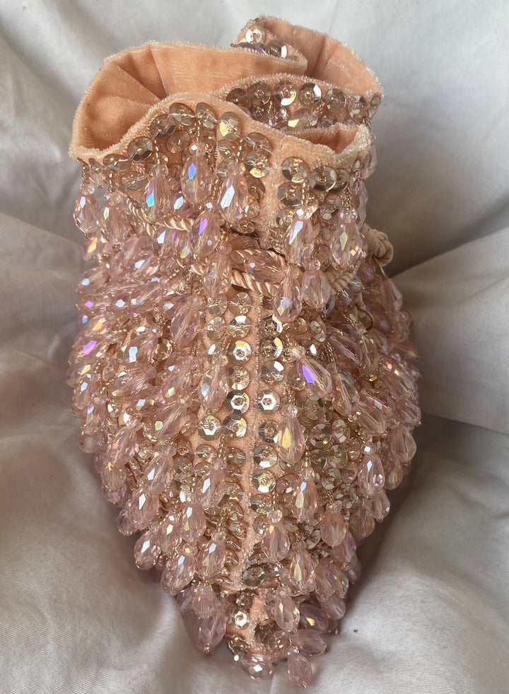 handbags for women,womens tote bags,shoulder bag for womens,women's duffle bags ,women duffle bag,duffle bag,women's ladies purse,branded stylish bag,vanity bag for ladies,purse brand ,ladies hand bags,branded sling bag,chain hand clutches,women pouches,stylish backpack,women's backpack ,ladies hand bags,small women's clutch bags ,shoulder bags for ladies,clutches for party wear,shoulder bags,ladies fashion bags , best brand for wallet,laptop bag ,handbag ,small travel bag for ladies .