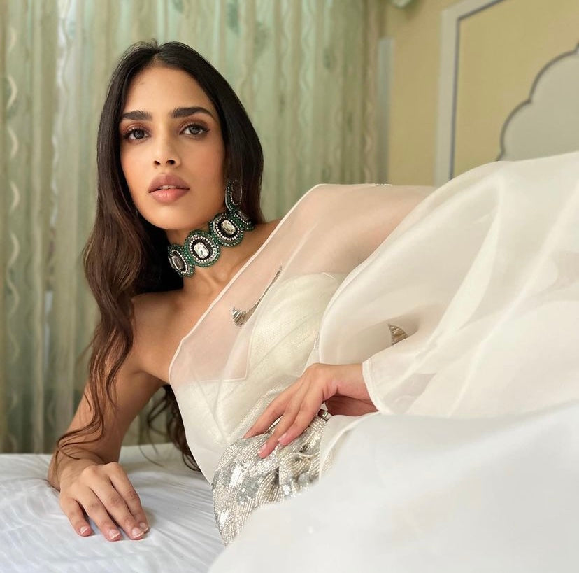 Hrutvy Clutch – Silver EKTA BHADANA