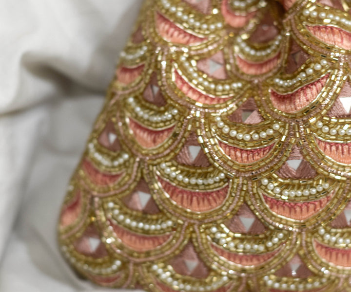 Kenisha Potli – Pink