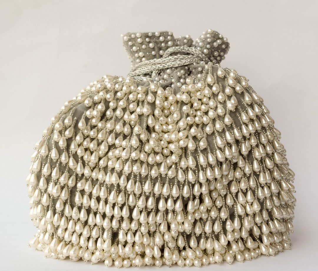 handbags for women,womens tote bags,shoulder bag for womens,women's duffle bags ,women duffle bag,duffle bag,women's ladies purse,branded stylish bag,vanity bag for ladies,purse brand ,ladies hand bags,branded sling bag,chain hand clutches,women pouches,stylish backpack,women's backpack ,ladies hand bags,small women's clutch bags ,shoulder bags for ladies,clutches for party wear,shoulder bags,ladies fashion bags , best brand for wallet,laptop bag ,handbag ,small travel bag for ladies .