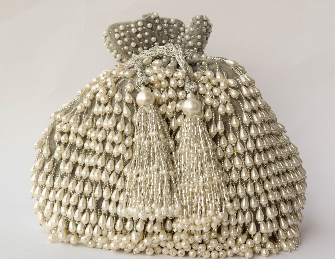 handbags for women,womens tote bags,shoulder bag for womens,women's duffle bags ,women duffle bag,duffle bag,women's ladies purse,branded stylish bag,vanity bag for ladies,purse brand ,ladies hand bags,branded sling bag,chain hand clutches,women pouches,stylish backpack,women's backpack ,ladies hand bags,small women's clutch bags ,shoulder bags for ladies,clutches for party wear,shoulder bags,ladies fashion bags , best brand for wallet,laptop bag ,handbag ,small travel bag for ladies .