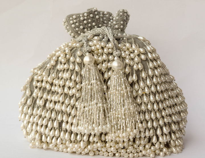 handbags for women,womens tote bags,shoulder bag for womens,women's duffle bags ,women duffle bag,duffle bag,women's ladies purse,branded stylish bag,vanity bag for ladies,purse brand ,ladies hand bags,branded sling bag,chain hand clutches,women pouches,stylish backpack,women's backpack ,ladies hand bags,small women's clutch bags ,shoulder bags for ladies,clutches for party wear,shoulder bags,ladies fashion bags , best brand for wallet,laptop bag ,handbag ,small travel bag for ladies .