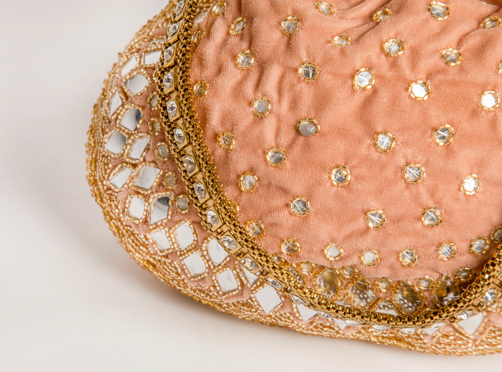 handbags for women,womens tote bags,shoulder bag for womens,women's duffle bags ,women duffle bag,duffle bag,women's ladies purse,branded stylish bag,vanity bag for ladies,purse brand ,ladies hand bags,branded sling bag,chain hand clutches,women pouches,stylish backpack,women's backpack ,ladies hand bags,small women's clutch bags ,shoulder bags for ladies,clutches for party wear,shoulder bags,ladies fashion bags , best brand for wallet,laptop bag ,handbag ,small travel bag for ladies .