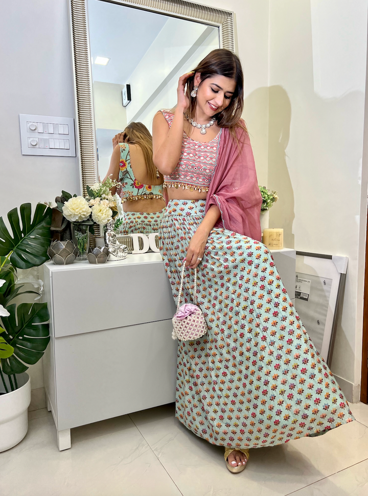 handbags for women,womens tote bags,shoulder bag for womens,women's duffle bags ,women duffle bag,duffle bag,women's ladies purse,branded stylish bag,vanity bag for ladies,purse brand ,ladies hand bags,branded sling bag,chain hand clutches,women pouches,stylish backpack,women's backpack ,ladies hand bags,small women's clutch bags ,shoulder bags for ladies,clutches for party wear,shoulder bags,ladies fashion bags , best brand for wallet,laptop bag ,handbag ,small travel bag for ladies .