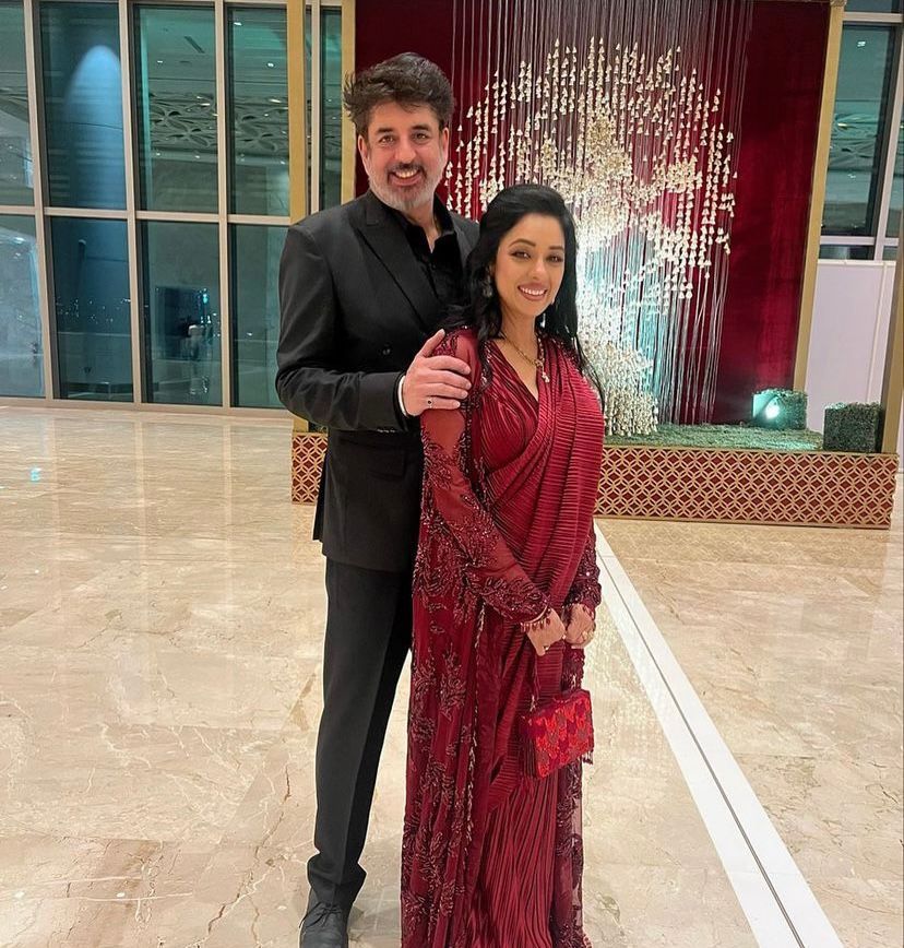 Dishi Clutch – Ruby Red RUPALI GANGULY