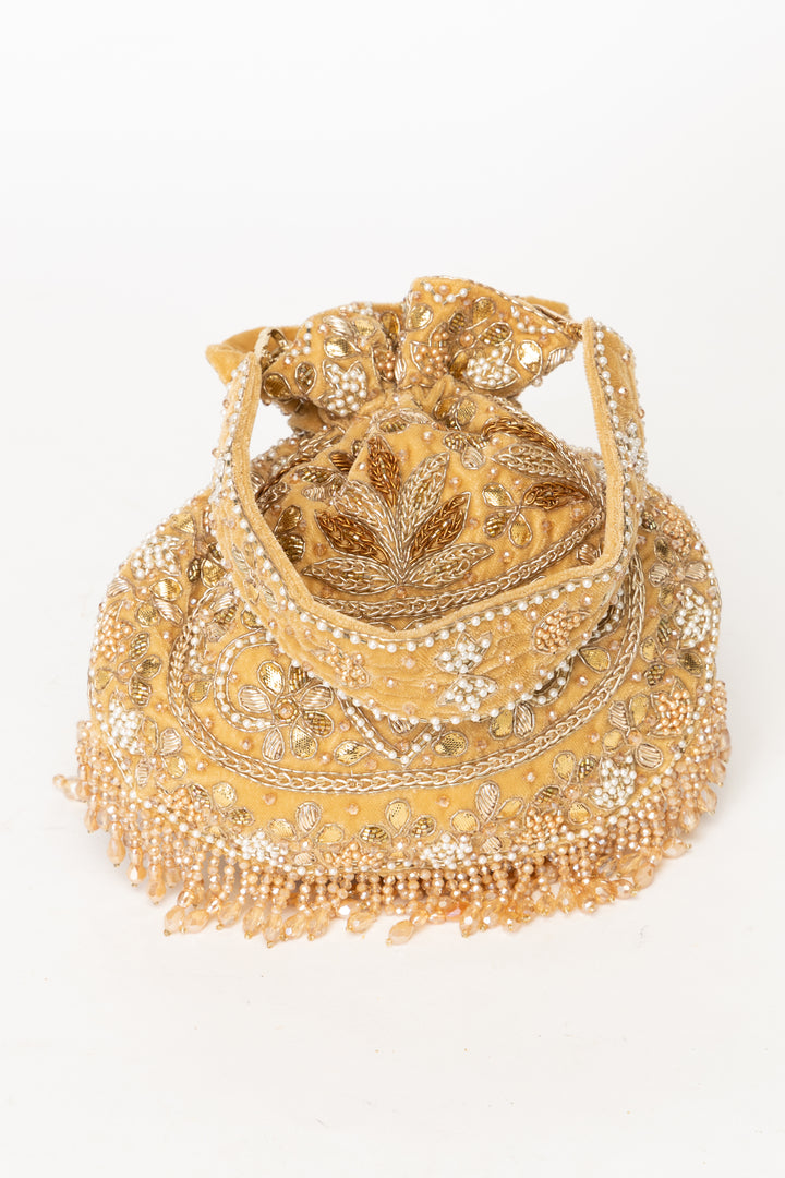 Elina Potli – Gold