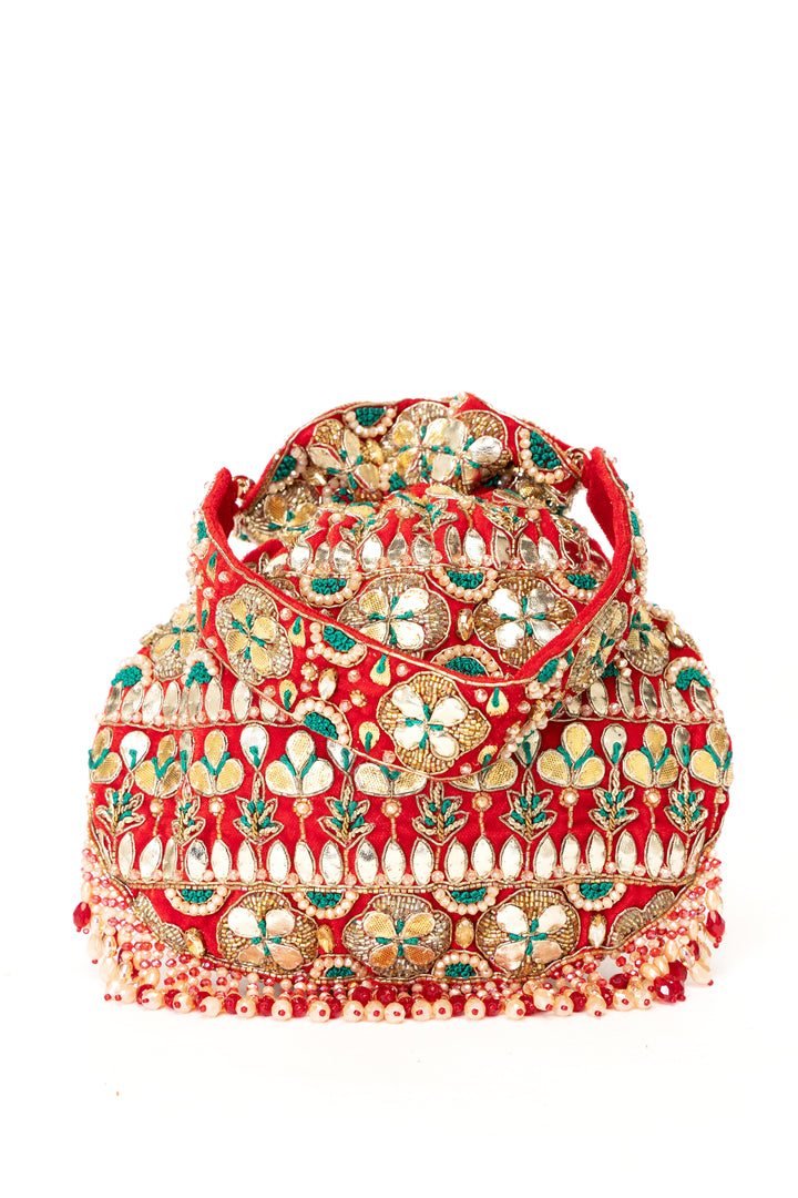 Ravya Potli – Red