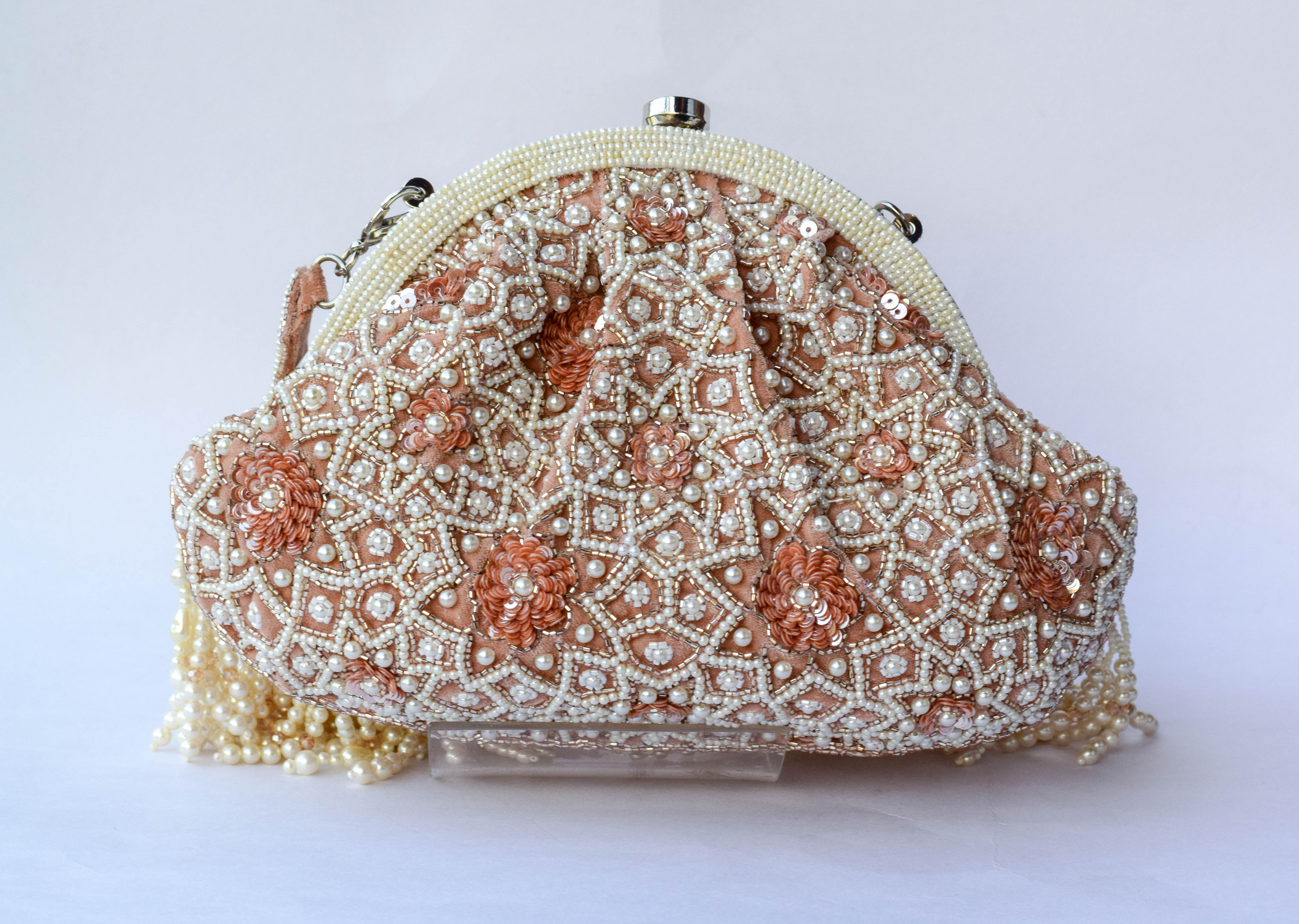 in_dorii_fashion - INDIAN TRADITIONAL BRIDAL BAG/DULHAN PURSE HAND BAG +  SLING BAG Material :- PU Compartments :- TWO 💼 Size :- 7