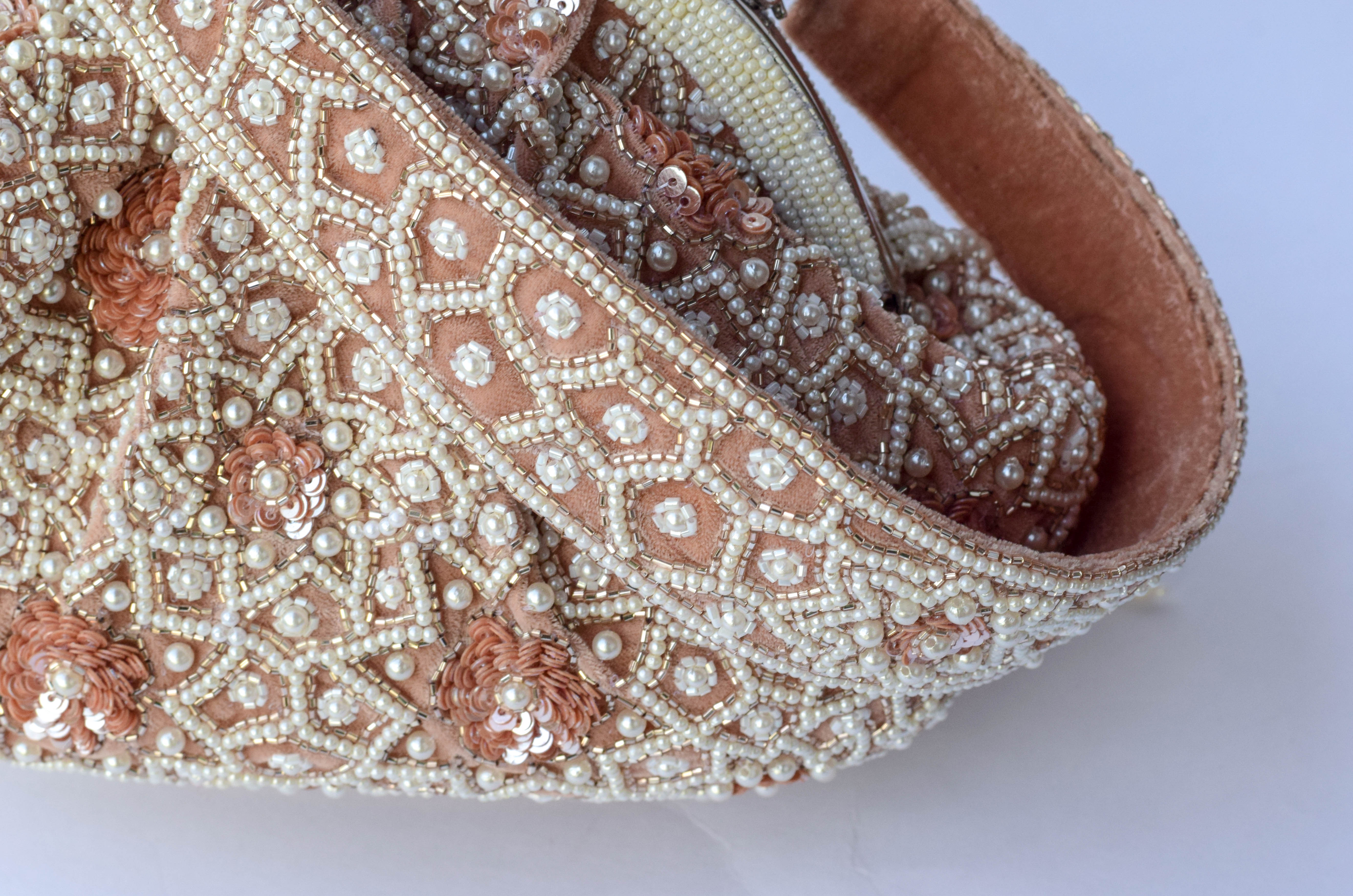 GoldGiftIdeas Indian bridal Potli bag, Bridal Clutch, Bridal Purse for  Party, Potli Bags for Women, Party Favor Bags, Wedding Gift (Set of 4):  Handbags: Amazon.com